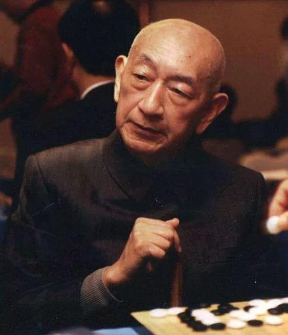骗子吹又生:让全球75亿人对中国人磕头跪拜 骗子吹又生:让全球75亿人对中国人磕头跪拜