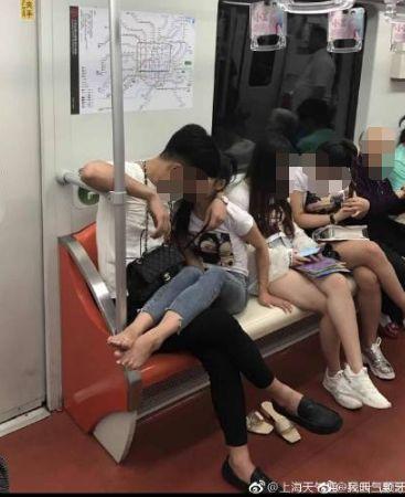 各对情侣请注意,请注意 各对情侣请注意,请注意