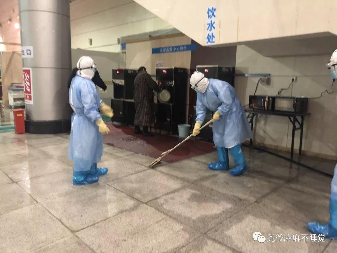 确诊患者日记 | 在我宣布已战胜新冠病毒,嘚瑟了几天后。啪~脸真疼! 确诊患者日记 | 在我宣布已战胜新冠病毒,嘚瑟了几天后。啪~脸真疼!