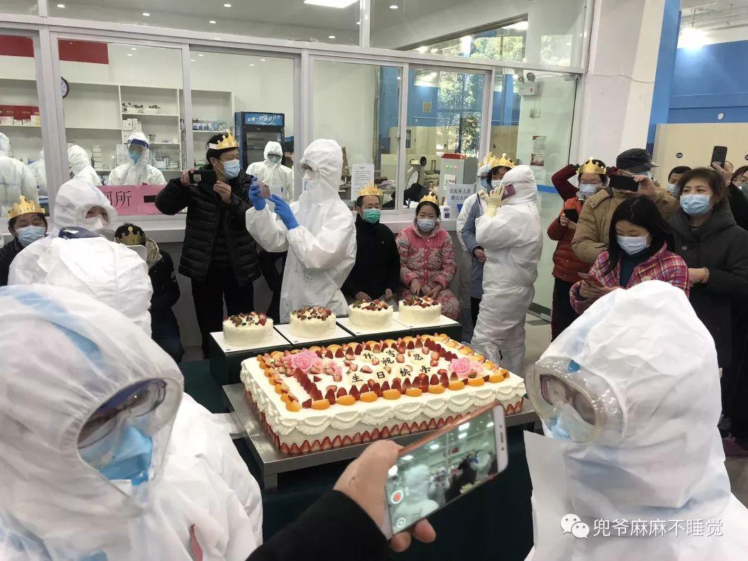 确诊患者日记 | 在我宣布已战胜新冠病毒,嘚瑟了几天后。啪~脸真疼! 确诊患者日记 | 在我宣布已战胜新冠病毒,嘚瑟了几天后。啪~脸真疼!