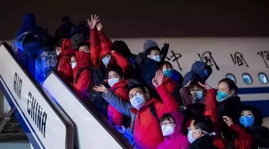 北大教授李玲重磅发声：疫情危急，公立医院救了中国！