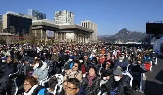 韩国人往中国逃，我靠！