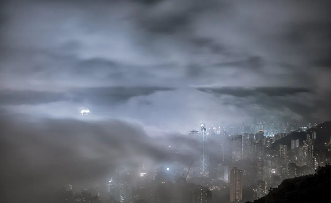 香港楼市，正在经历一场寒冬