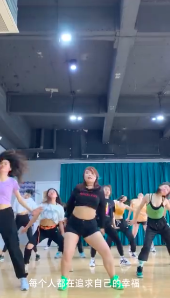 快手的《看见》比B站的《后浪》不知高到哪里去了 快手的《看见》比B站的《后浪》不知高到哪里去了