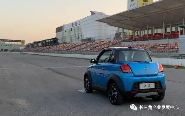 9辆老头乐骗了国资66个亿，庞青年+王晓麟联手，无人能敌？