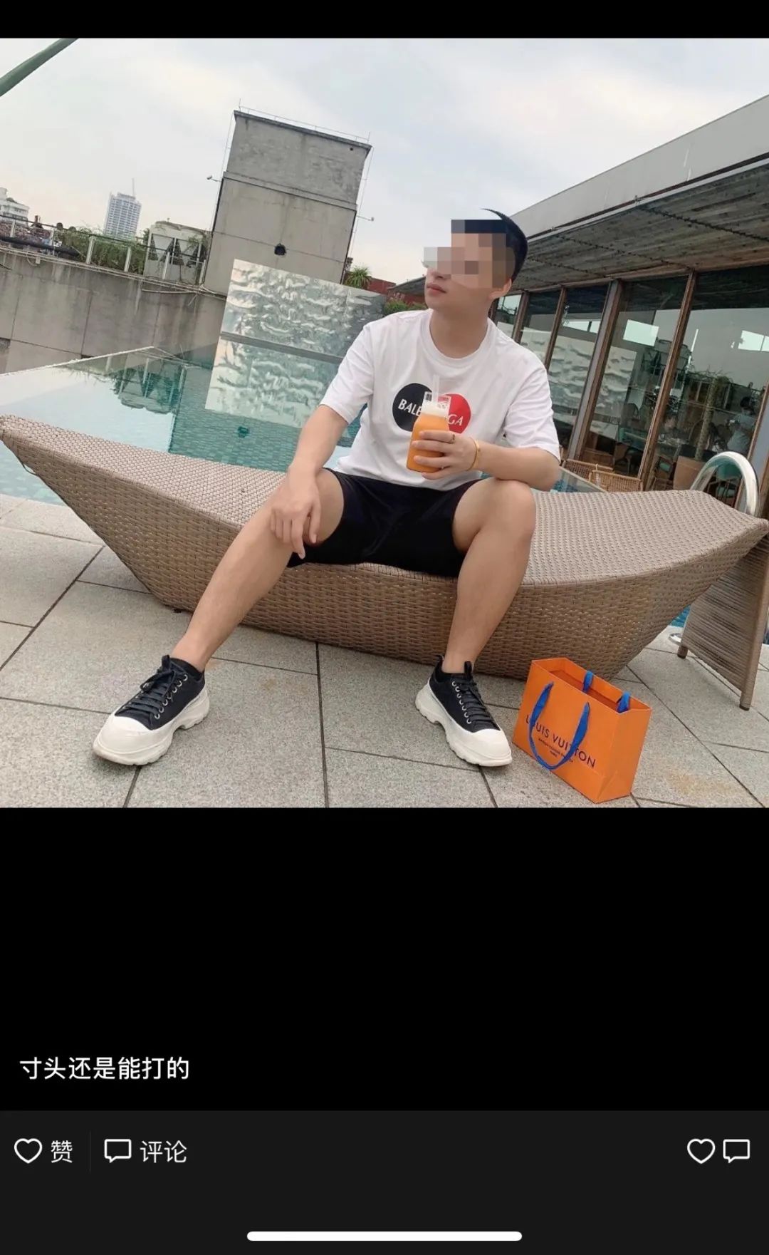 上海名媛算屁,我扒一下流水线的高富帅,包你大开眼界 上海名媛算屁,我扒一下流水线的高富帅,包你大开眼界