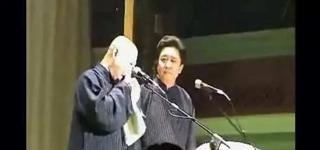 德云社恩仇20年:争食狗、看坟人、金手指,老郭人生的三次转变 德云社恩仇20年:争食狗、看坟人、金手指,老郭人生的三次转变