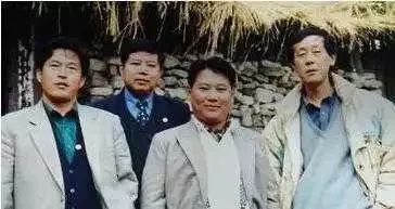 德云社恩仇20年:争食狗、看坟人、金手指,老郭人生的三次转变 德云社恩仇20年:争食狗、看坟人、金手指,老郭人生的三次转变