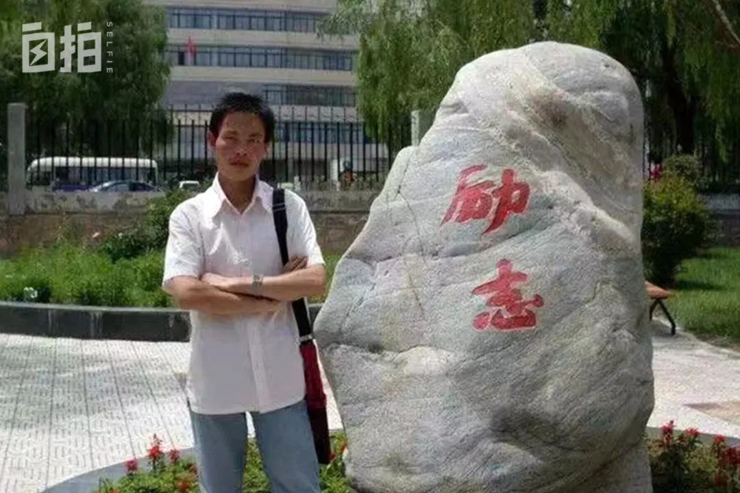 我当了七年农民工, 22岁坐回初中教室: 不认命的人生, 有多可怕？