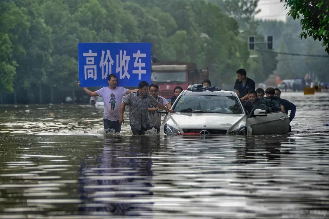 21世纪最短命的行业，10年烧光500亿，全面崩盘
