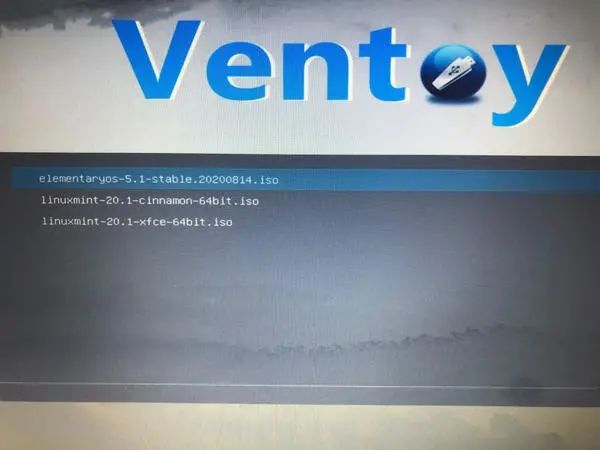 神器:在一个 U 盘上放入多个 Linux 发行版 神器:在一个 U 盘上放入多个 Linux 发行版