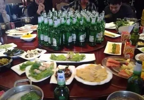 中国是怎么生产这么多粮食,足够养活十多亿人的?是靠进口还是自给自足? 中国是怎么生产这么多粮食,足够养活十多亿人的?是靠进口还是自给自足?
