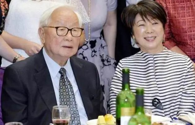 透视中美科技战的主战场:中芯国际的强势崛起 透视中美科技战的主战场:中芯国际的强势崛起