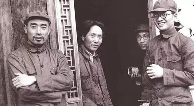 绝望中的抗争，百年前的中国是如何从地狱里翻盘的（深度好文）