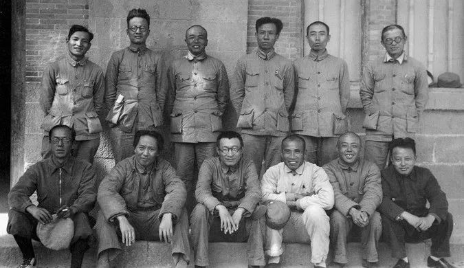 绝望中的抗争，百年前的中国是如何从地狱里翻盘的（深度好文）