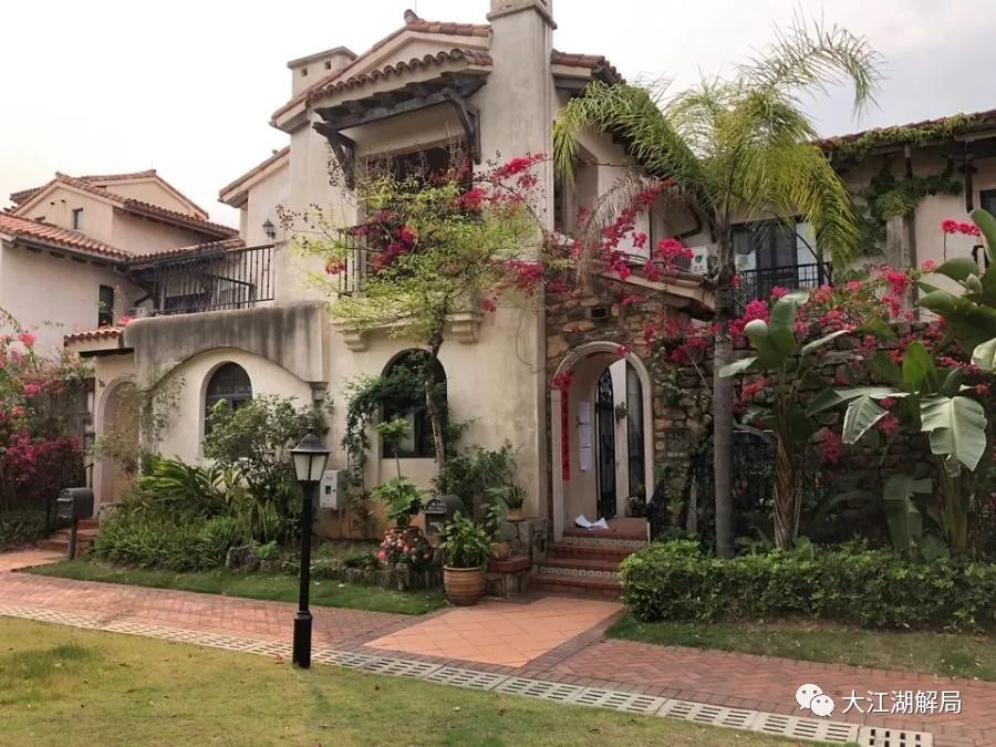 度假盘成最大“杀猪盘”：新房卖不完，二手没人买，打5折还流拍！