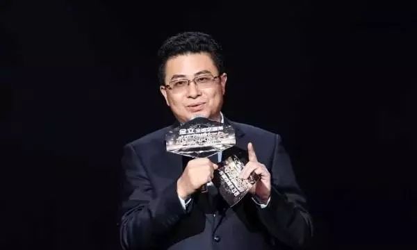 一夜崩千亿,这次轮到赌场大佬了... 一夜崩千亿,这次轮到赌场大佬了...