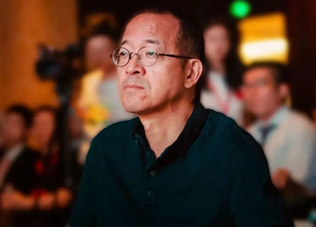 新东方计划裁员4万人,俞敏洪说,如果转型失败,只能喝顿大酒散伙 新东方计划裁员4万人,俞敏洪说,如果转型失败,只能喝顿大酒散伙