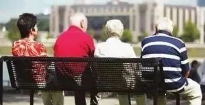 400万住顶级养老院,两个月去世……他的死亡撕开了人性最可怕的真相 400万住顶级养老院,两个月去世……他的死亡撕开了人性最可怕的真相