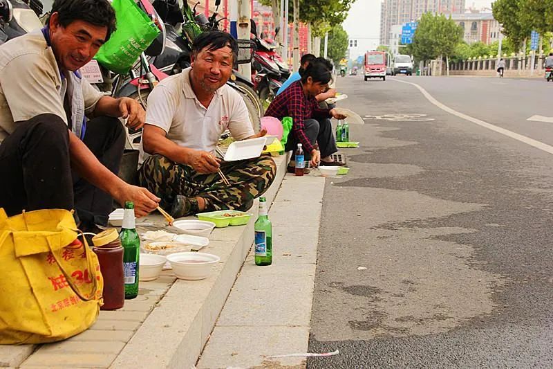 重庆啤酒复活记